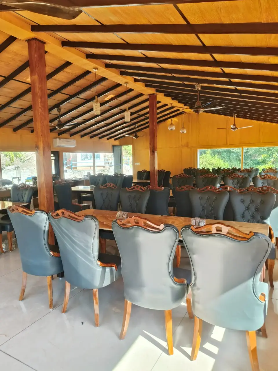 Restaurant and Dining Hall at Corbett Lads serving local food